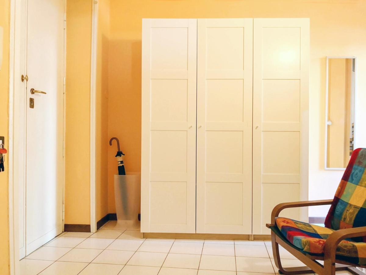La Casa Colorata Ten Minutes To Colosseum Apartment Rom