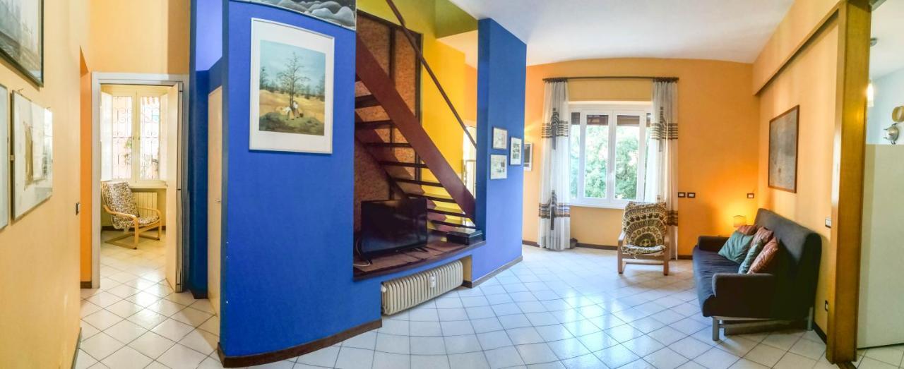 La Casa Colorata Ten Minutes To Colosseum Apartment Rom